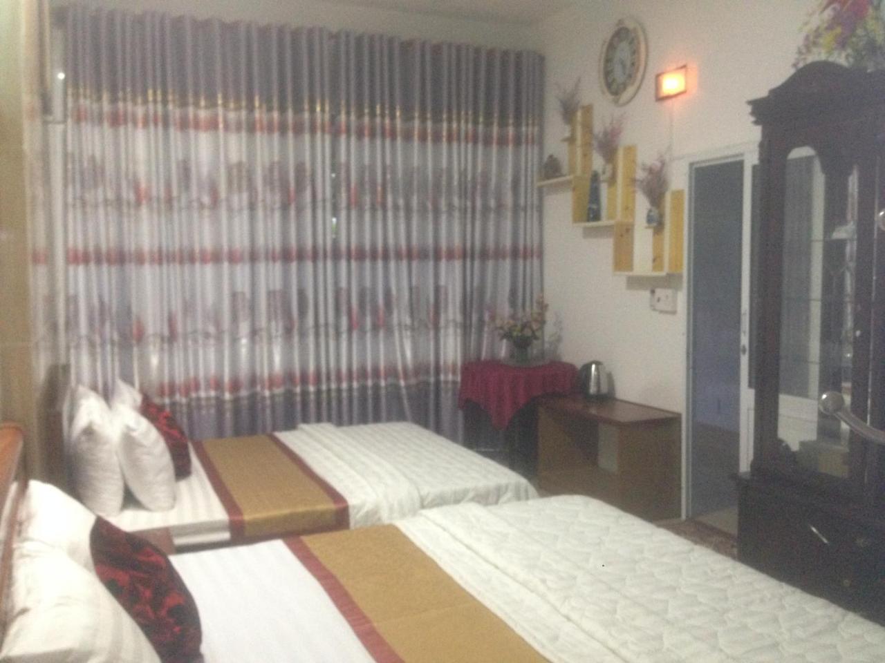 Chi Khu Co Ong Homstay Thanh Son מראה חיצוני תמונה