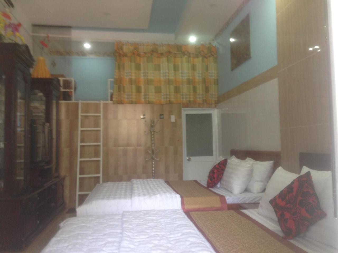 Chi Khu Co Ong Homstay Thanh Son מראה חיצוני תמונה