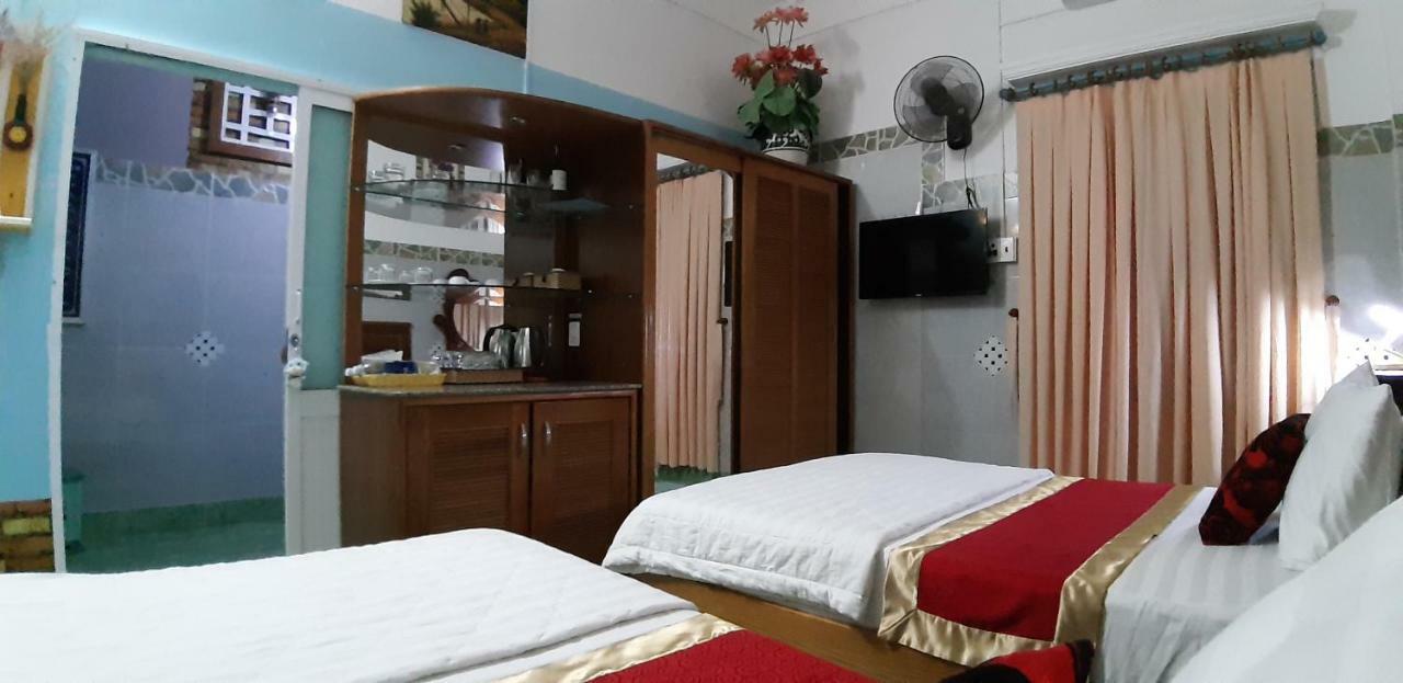 Chi Khu Co Ong Homstay Thanh Son מראה חיצוני תמונה