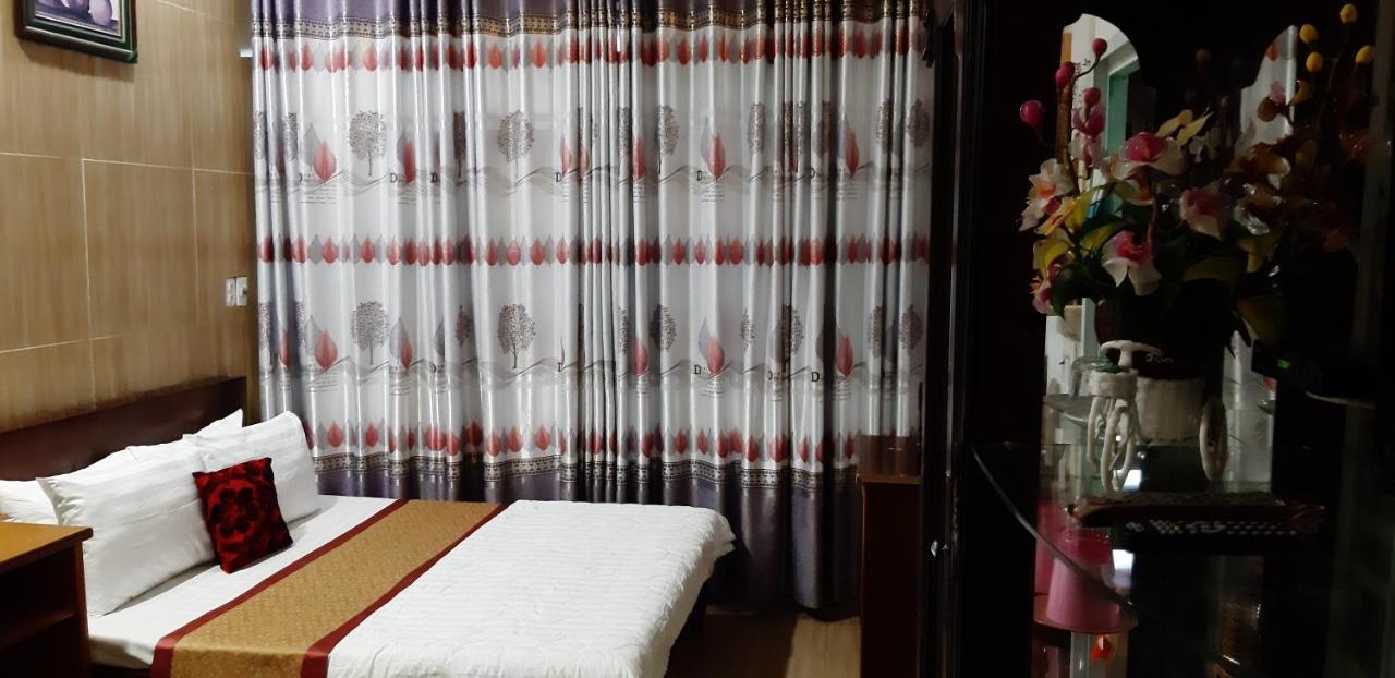 Chi Khu Co Ong Homstay Thanh Son מראה חיצוני תמונה